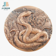 Moneda de bronce del metal de la serpiente 3D de los productos de la venta superior para el recuerdo